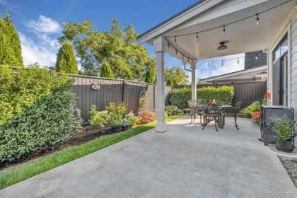 Staircase Photo of 2 5528 148 Street, Surrey, BC