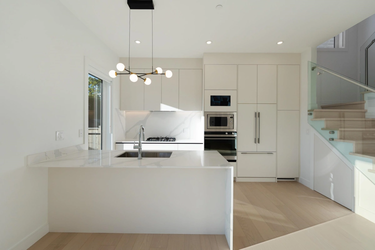 Kitchen Island Photo of 2 6933 Prince Edward Street, Vancouver, BC