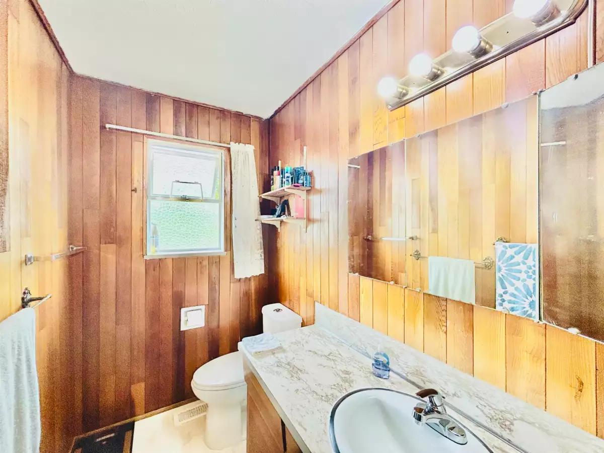 Hallway Photo of 10540 Seaway Road, Richmond, BC