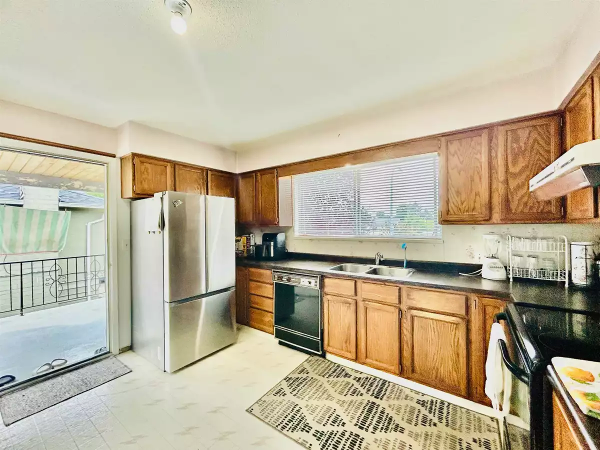 Laundry Room Photo of 10540 Seaway Road, Richmond, BC