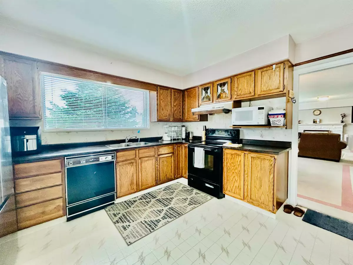 Loft / Bonus Room Photo of 10540 Seaway Road, Richmond, BC