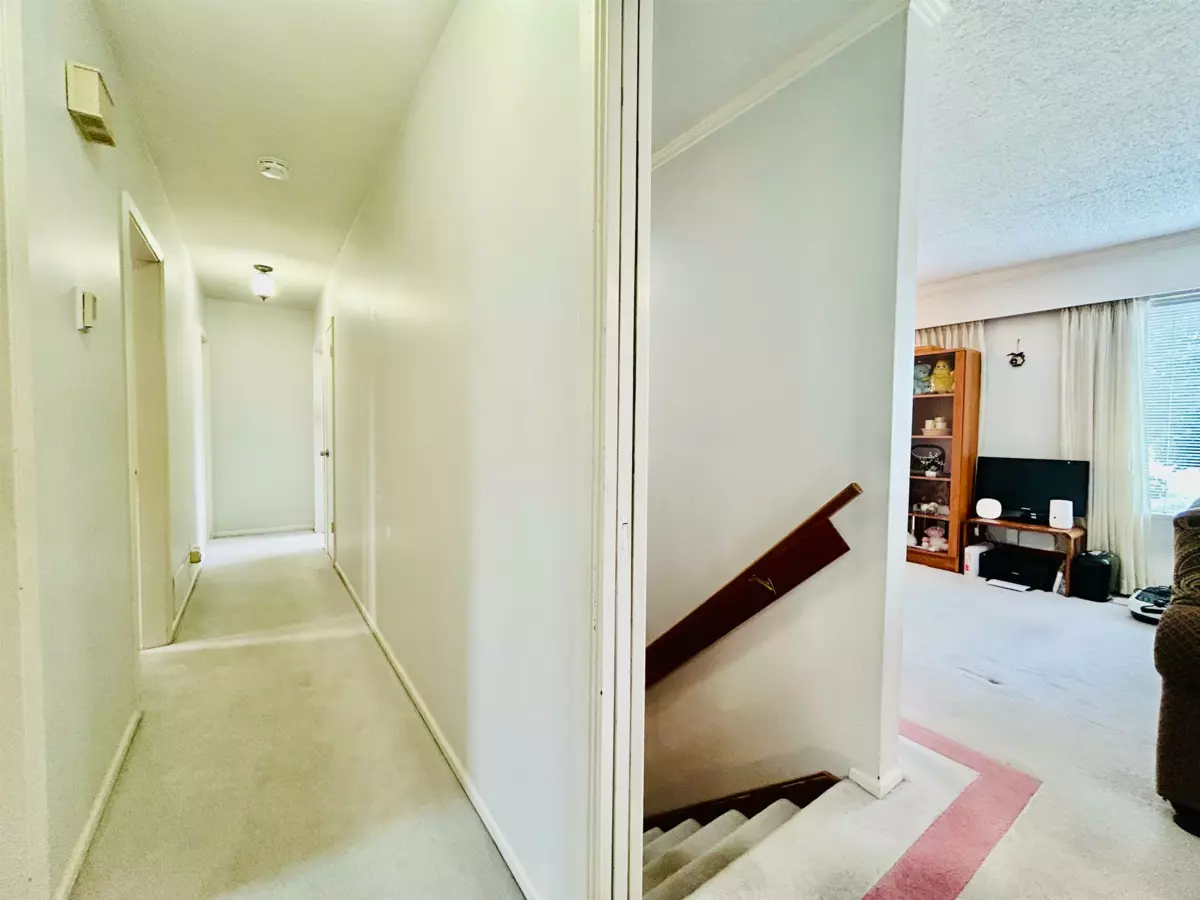 Pantry Photo of 10540 Seaway Road, Richmond, BC