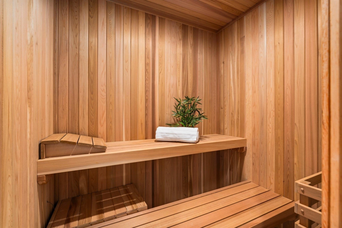 Garage Interior Photo of 14857 Buena Vista, White Rock, BC