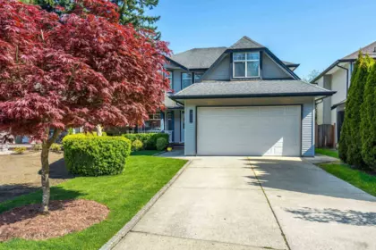 19115 Doerksen Drive, Pitt Meadows, BC, Pitt Meadows — Single Family Residence for sale