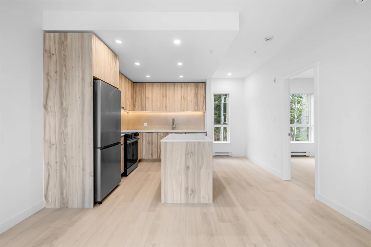 Dining Area Photo of 408 3596 Malsum Drive, North Vancouver, BC