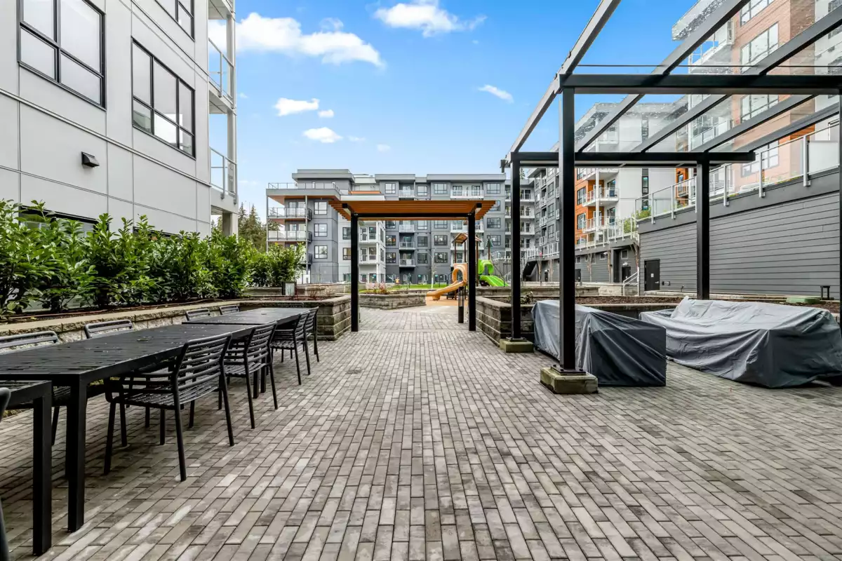 Outdoor Kitchen Photo of 408 3596 Malsum Drive, North Vancouver, BC