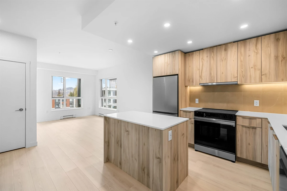 Primary Bedroom Photo of 408 3596 Malsum Drive, North Vancouver, BC