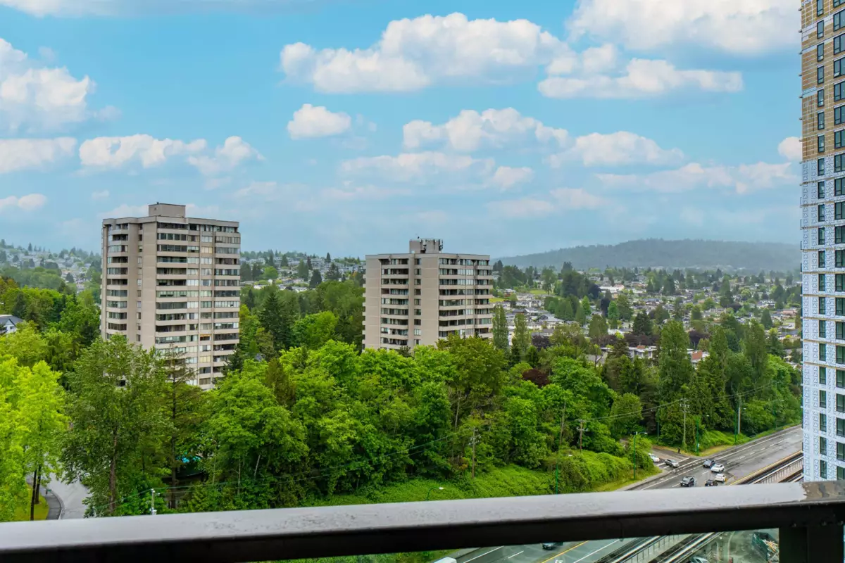 Aerial View of 1901 2200 Douglas Road, Burnaby, BC
