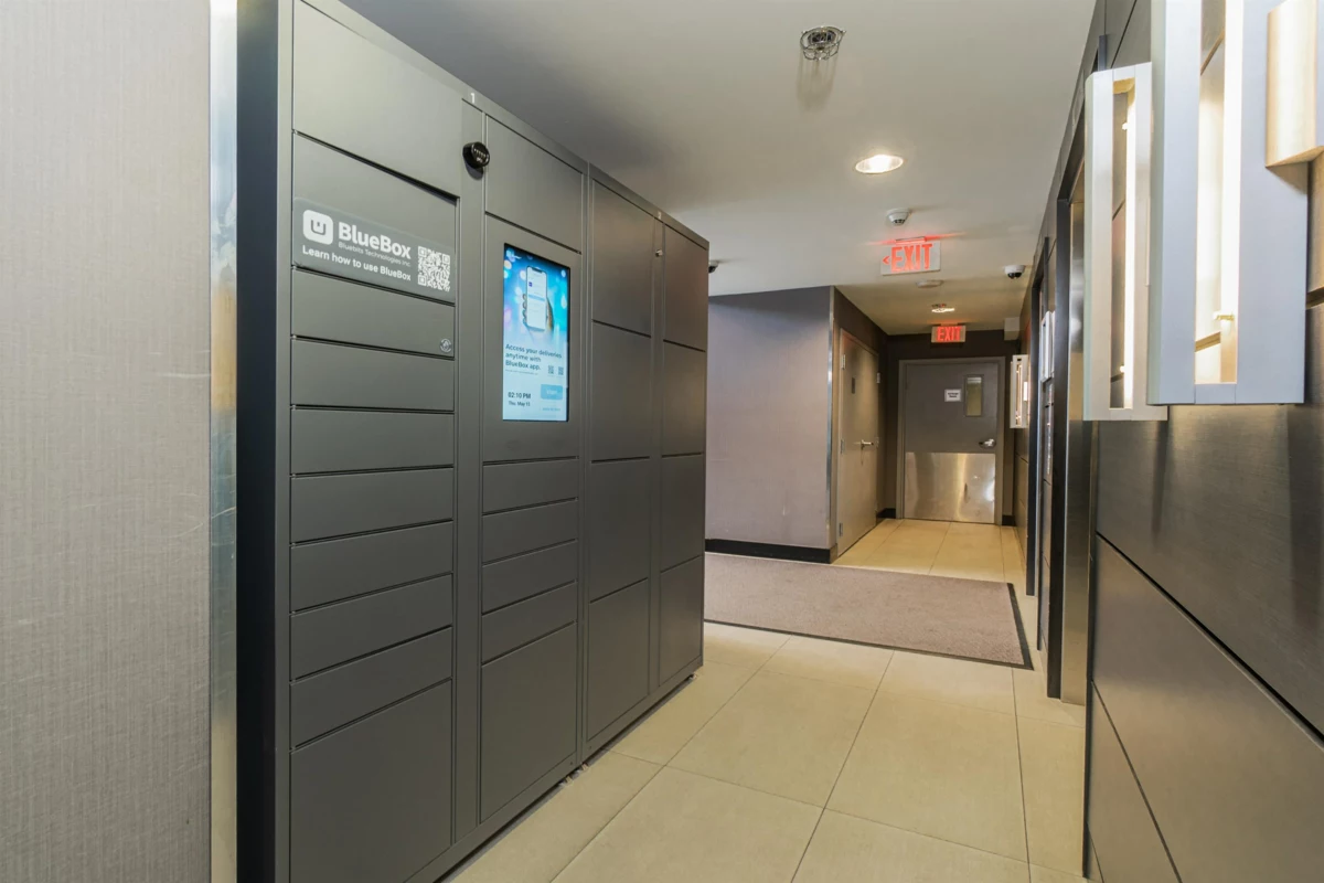 Dining Area Photo of 1901 2200 Douglas Road, Burnaby, BC