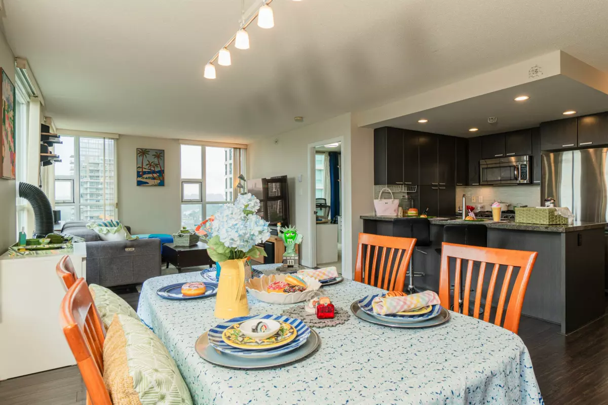 Loft / Bonus Room Photo of 1901 2200 Douglas Road, Burnaby, BC