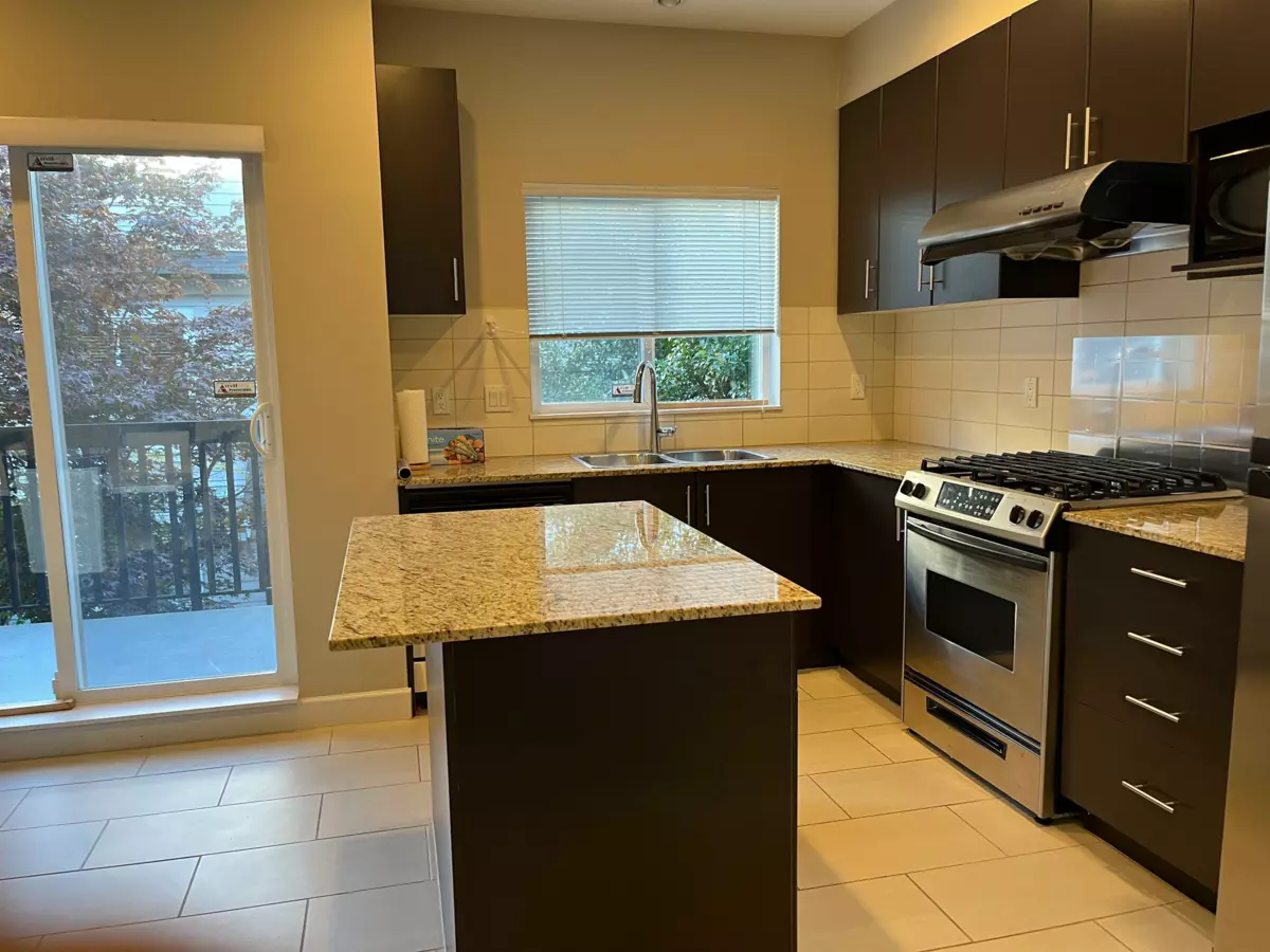 Breakfast Nook Photo of 25 9551 Ferndale Road, Richmond, BC