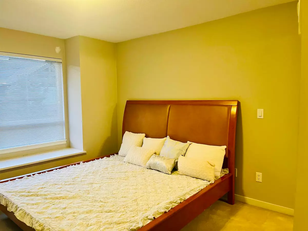 Primary Bathroom Photo of 25 9551 Ferndale Road, Richmond, BC