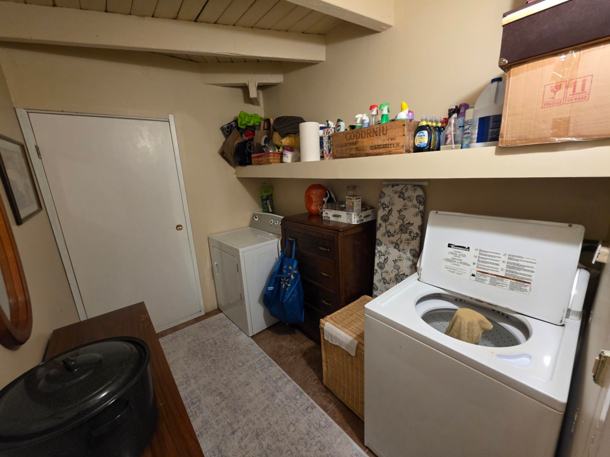 Walk-In Closet Photo of 13075 Old Yale Road, Surrey, BC