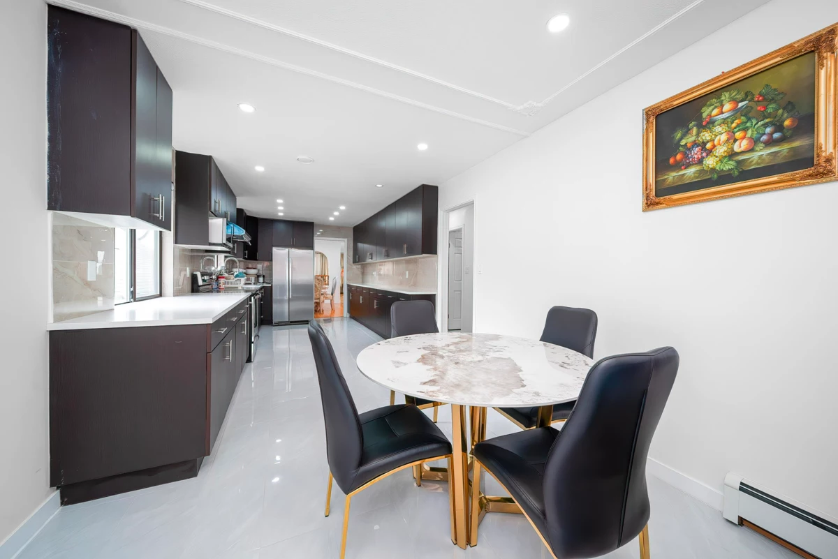 Breakfast Nook Photo of 3609 Turner Street, Vancouver, BC