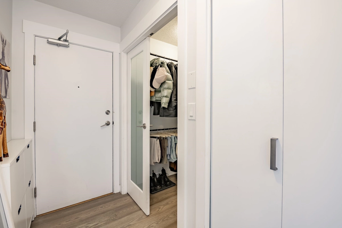 Guest Bathroom Photo of 1705 10777 University Drive, Surrey, BC