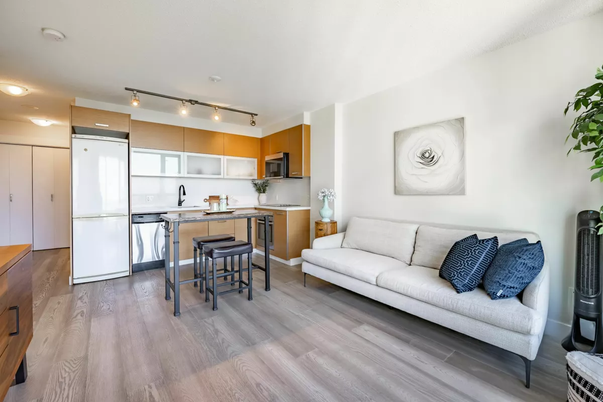 Kitchen Island Photo of 1705 10777 University Drive, Surrey, BC