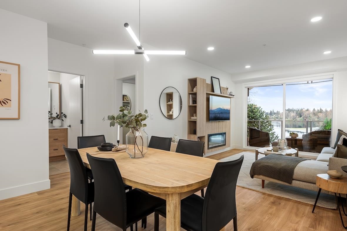 Primary Bedroom Photo of 601 33160 Plaxton Crescent, Abbotsford, BC