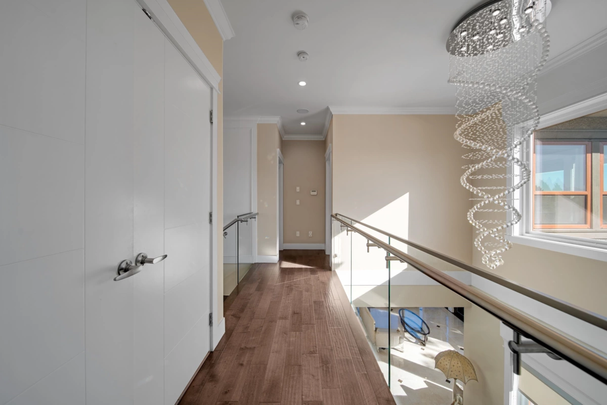 Basement Recreation Room Photo of 8543 Royal Oak Avenue, Burnaby, BC