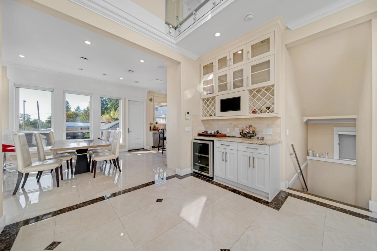 Family Room Photo of 8543 Royal Oak Avenue, Burnaby, BC