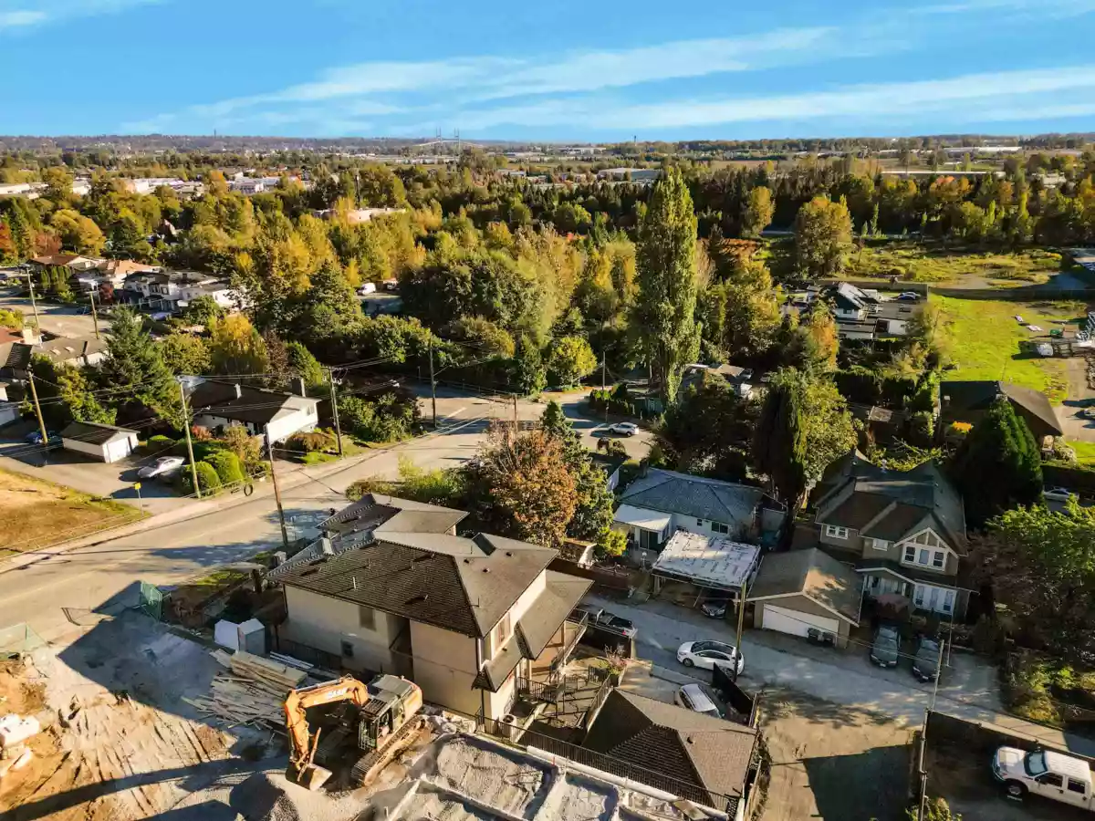 Outdoor Deck Photo of 8543 Royal Oak Avenue, Burnaby, BC