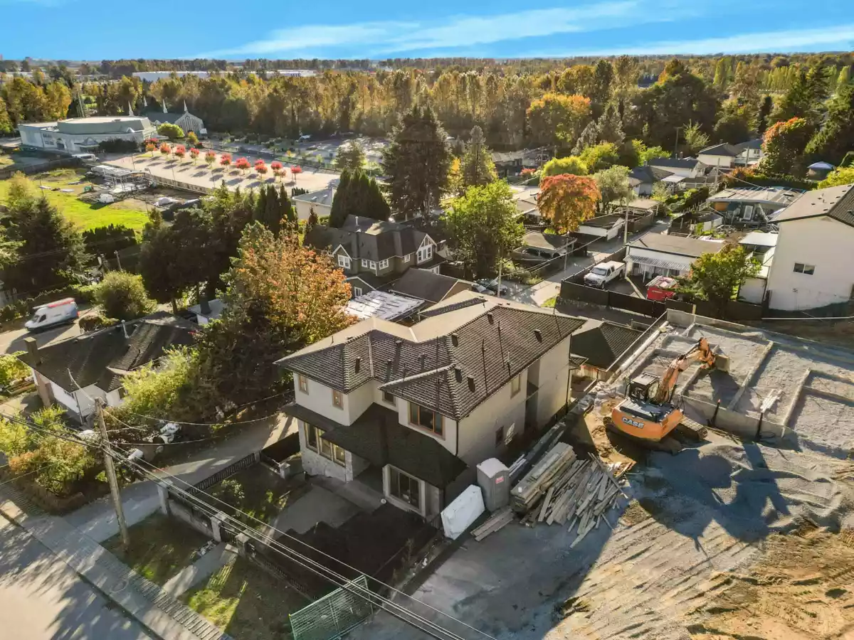 Outdoor Patio Photo of 8543 Royal Oak Avenue, Burnaby, BC