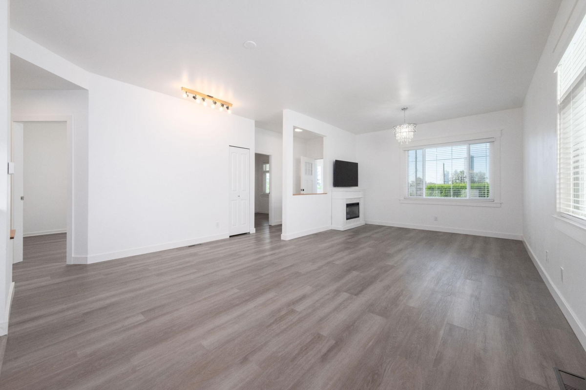 Dining Area Photo of 7696 Davies Street, Burnaby, BC