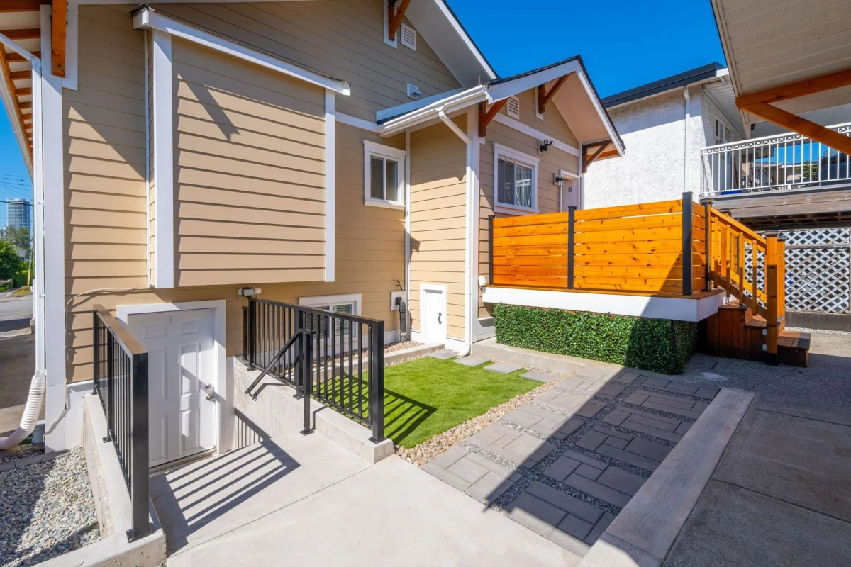Loft / Bonus Room Photo of 7696 Davies Street, Burnaby, BC