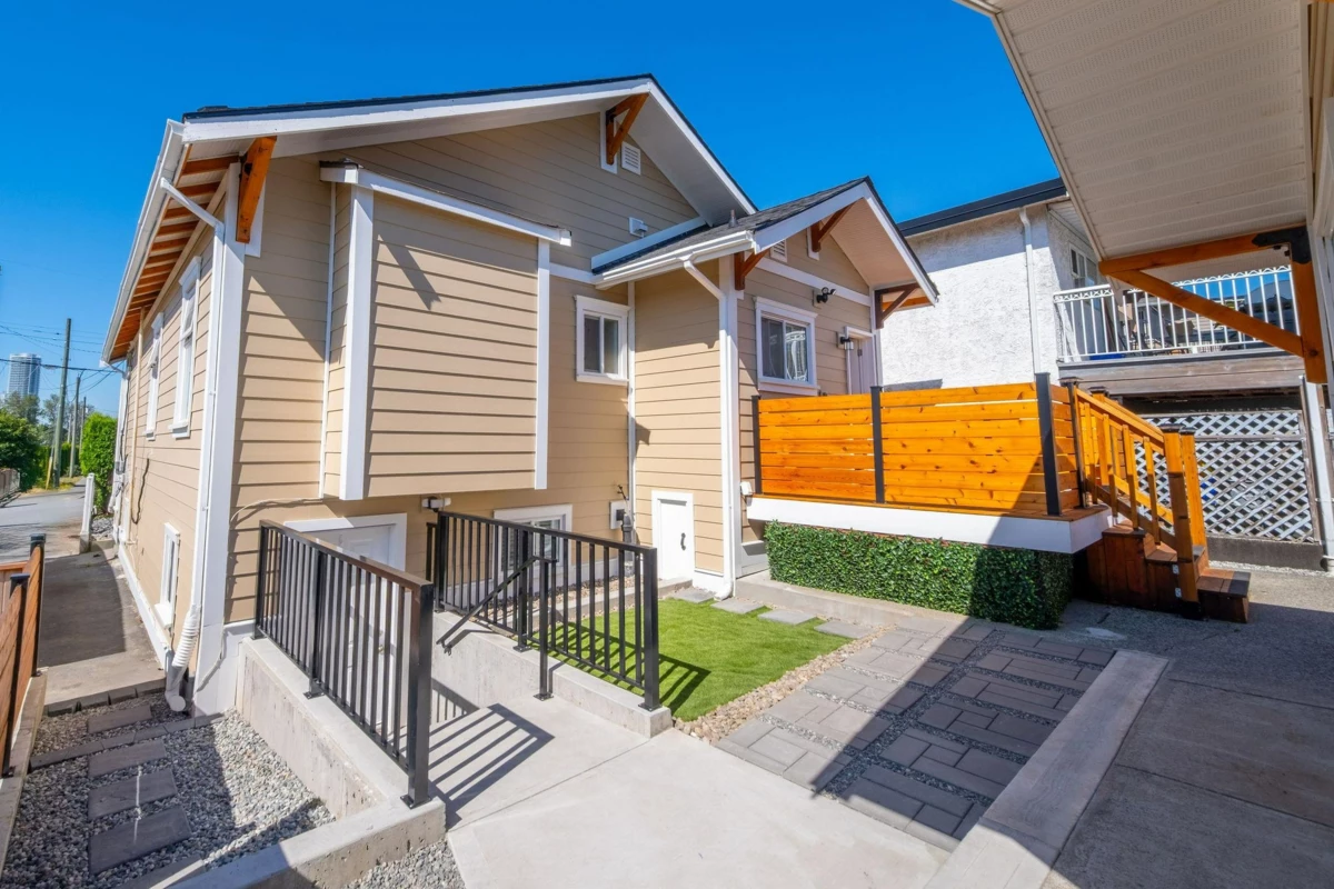 Office / Den Photo of 7696 Davies Street, Burnaby, BC