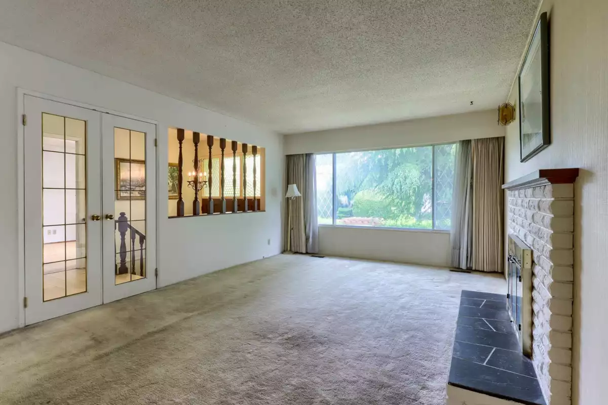 Living Room Photo of 3492 E 49th Avenue, Vancouver, BC