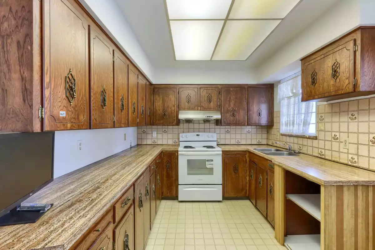 Primary Bathroom Photo of 3492 E 49th Avenue, Vancouver, BC