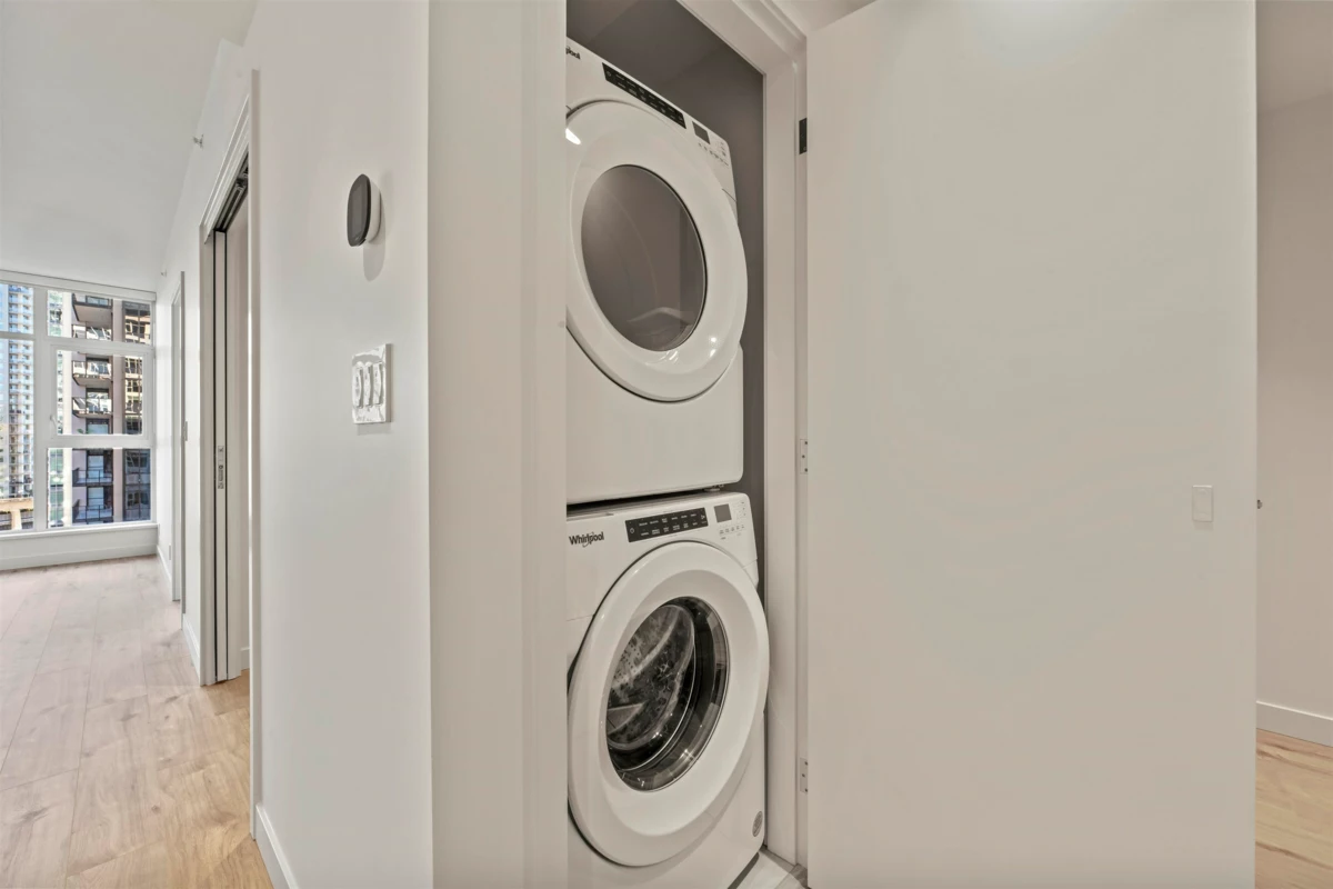 Family Room Photo of 806 720 Farrow Street, Coquitlam, BC