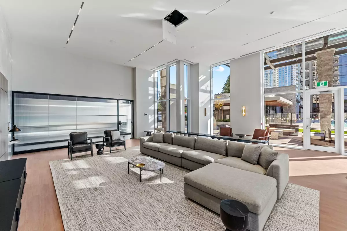 Swimming Pool Photo of 806 720 Farrow Street, Coquitlam, BC