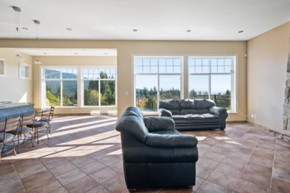 3233 Chartwell Lane, Coquitlam, BC, Coquitlam — Single Family Residence for sale
