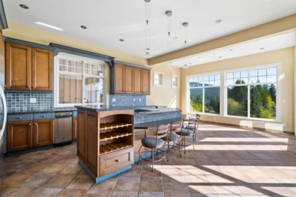 Kitchen Island Photo of 3233 Chartwell Lane, Coquitlam, BC