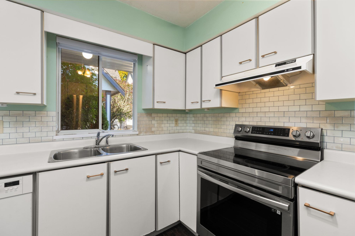 Primary Bedroom Photo of 5 4890 48 Avenue, Ladner, BC