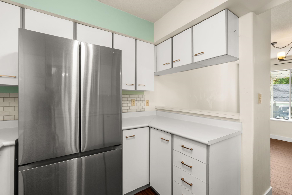 Walk-In Closet Photo of 5 4890 48 Avenue, Ladner, BC