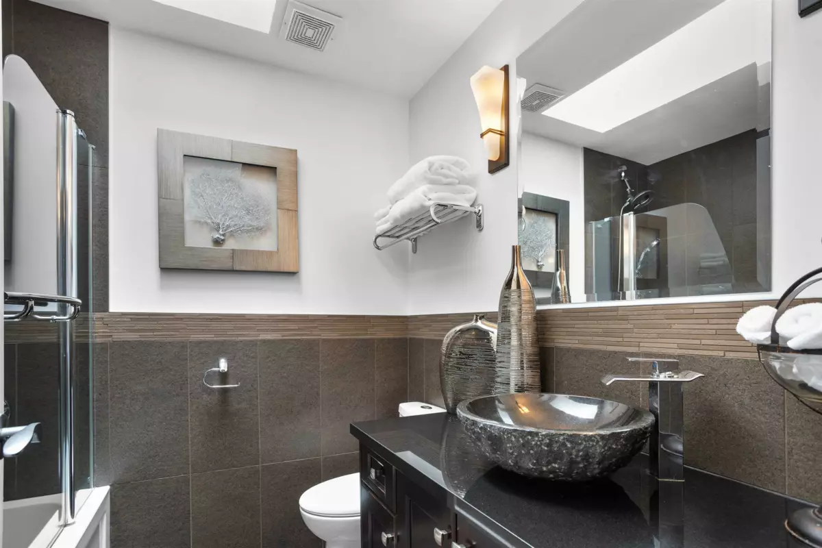 Garden / Landscaping Photo of 2606 Hawser Avenue, Coquitlam, BC