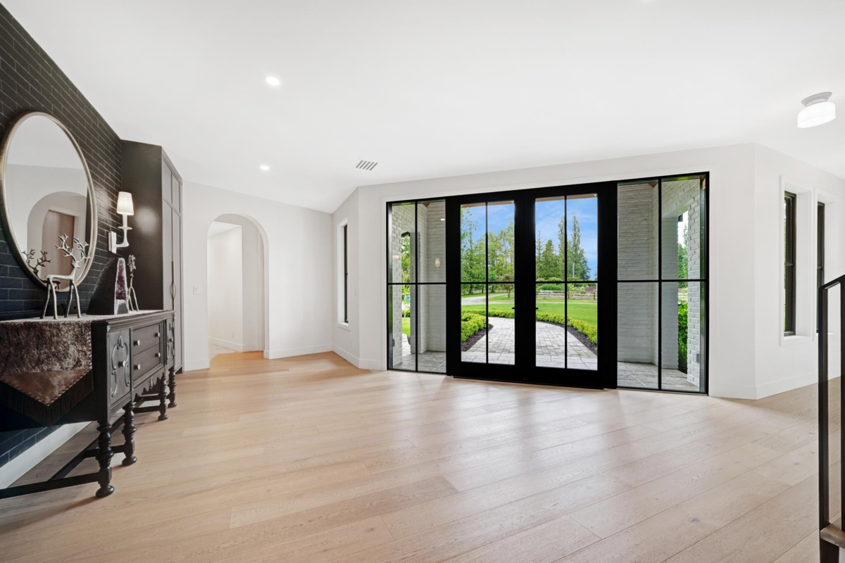 Family Room Photo of 24968 28 Avenue, Langley, BC