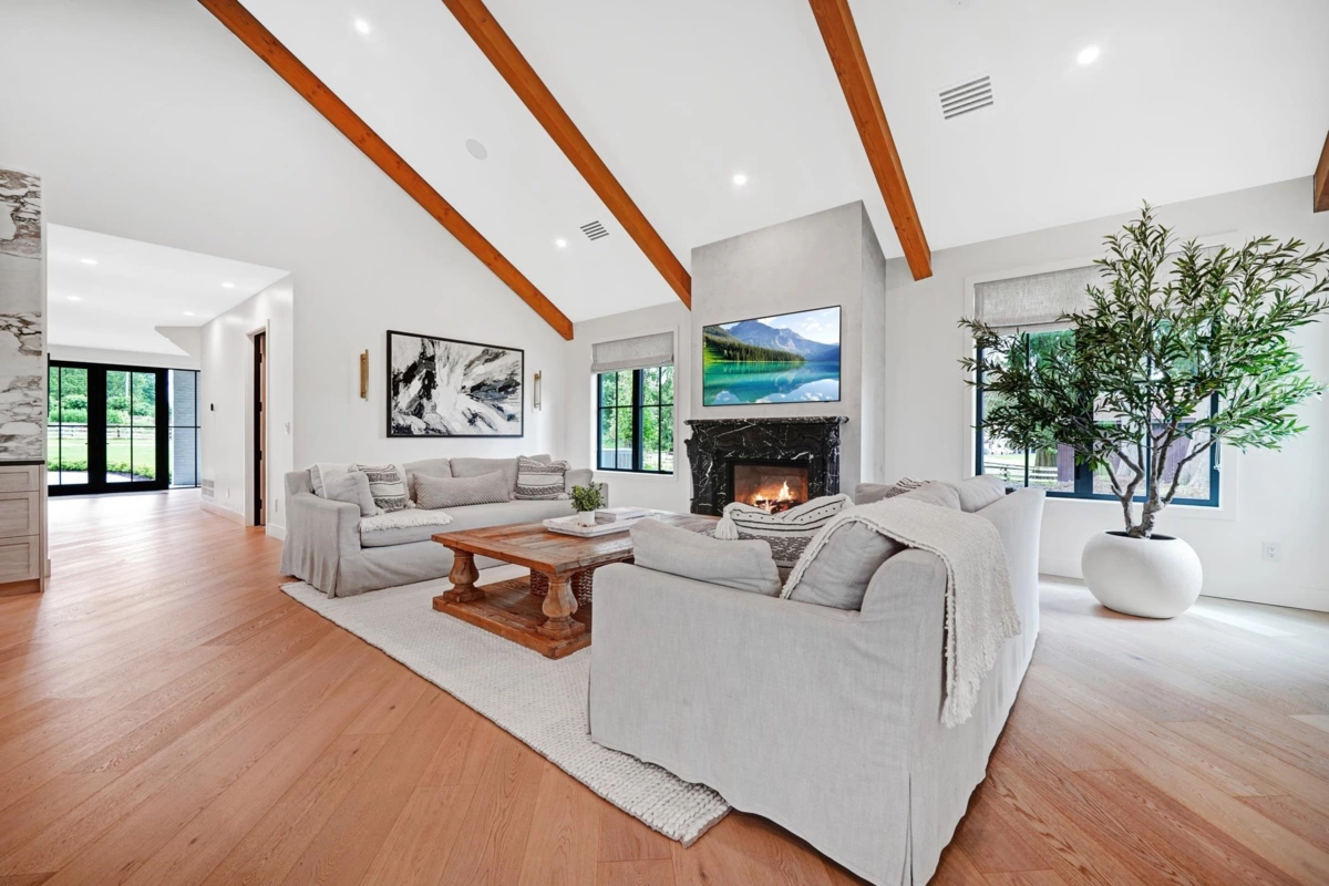 Powder Room Photo of 24968 28 Avenue, Langley, BC