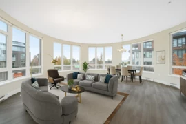 306 4307 Hastings Street, Burnaby, BC