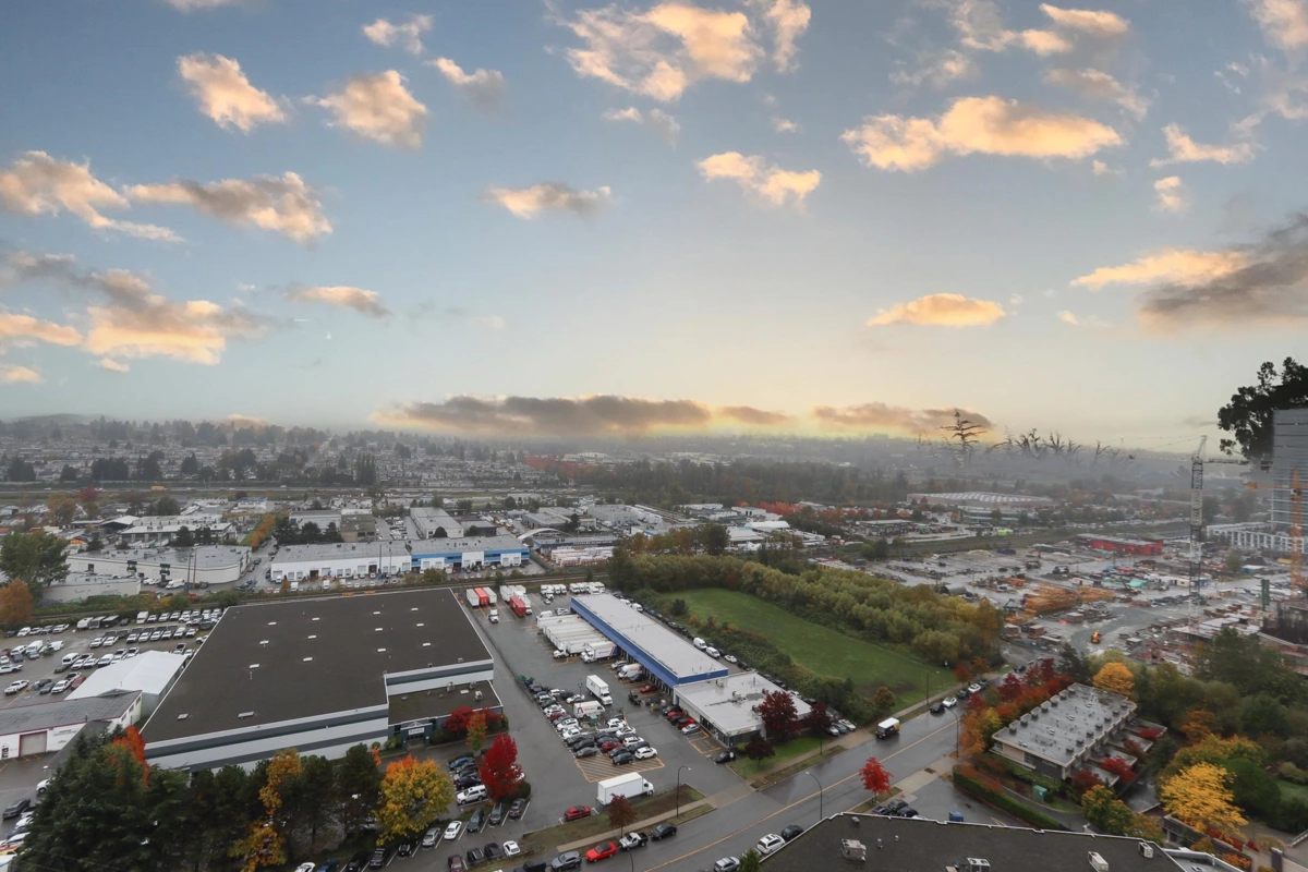 Basement Recreation Room Photo of 2202 2200 Douglas Road, Burnaby, BC