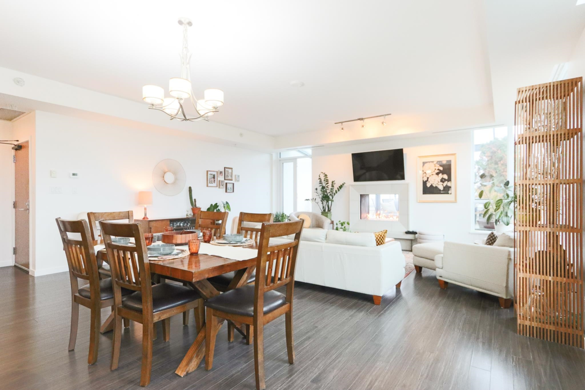 Bedroom 4 Photo of 2202 2200 Douglas Road, Burnaby, BC