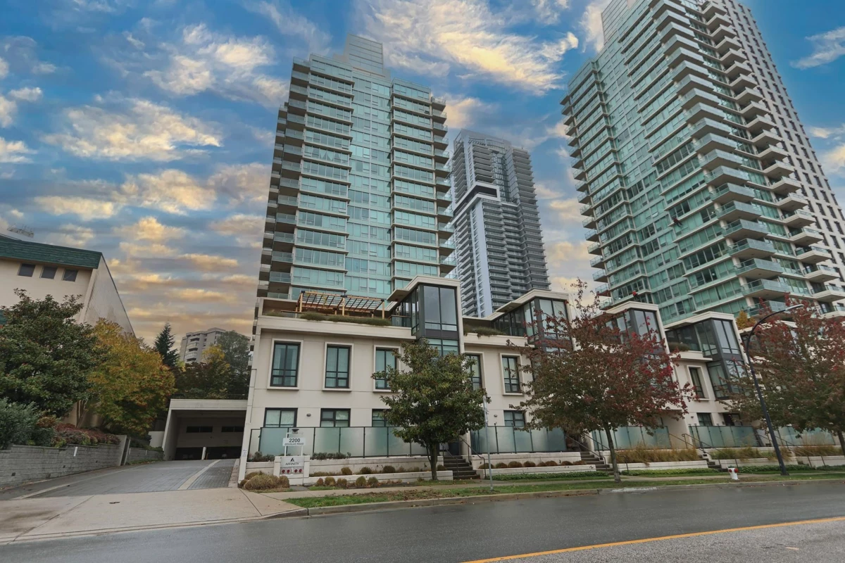 Exterior Front Photo of 2202 2200 Douglas Road, Burnaby, BC