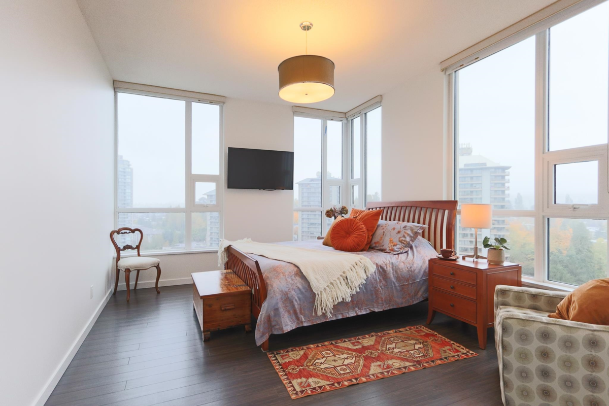 Laundry Room Photo of 2202 2200 Douglas Road, Burnaby, BC