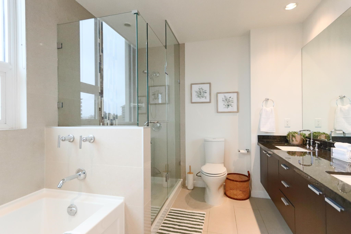 Mudroom Photo of 2202 2200 Douglas Road, Burnaby, BC