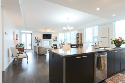 2202 2200 Douglas Road, Burnaby, BC, Burnaby — Apartment/Condo for sale