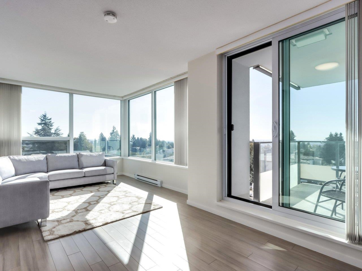 Breakfast Nook Photo of 802 6658 Dow Avenue, Burnaby, BC