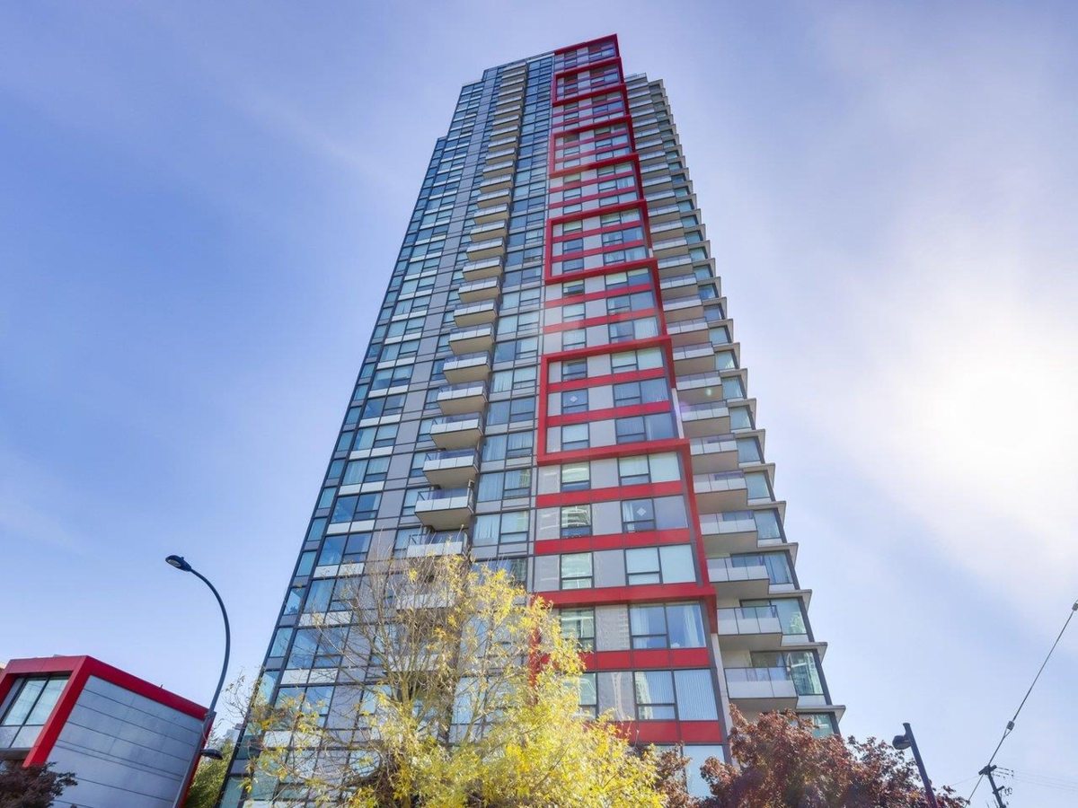 Exterior Front Photo of 802 6658 Dow Avenue, Burnaby, BC