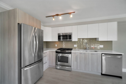 Primary Bedroom Photo of 309 857 W 15th Street, North Vancouver, BC