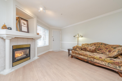 Family Room Photo of 214 19953 55a Avenue, Langley, BC